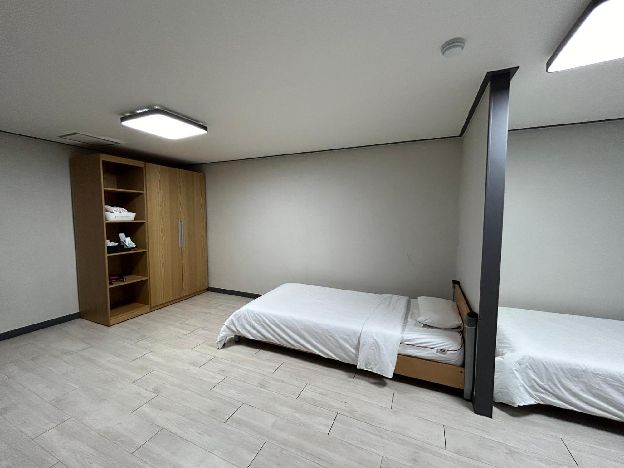 Deluxe Motel 거제 객실 사진