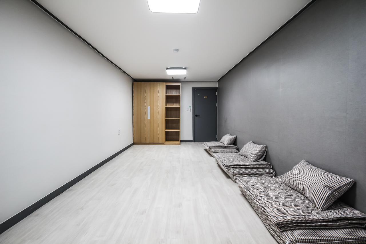Deluxe Motel 거제 외부 사진
