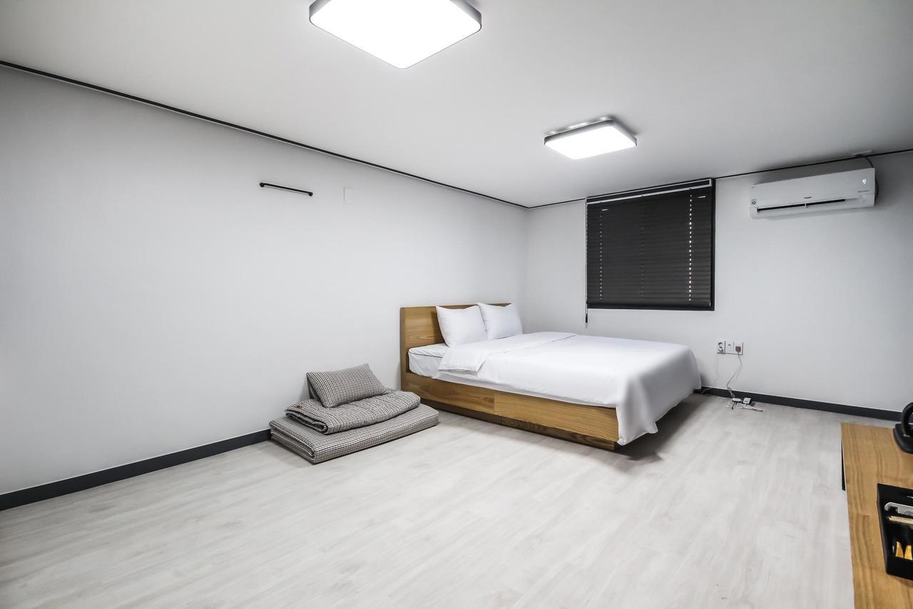 Deluxe Motel 거제 외부 사진